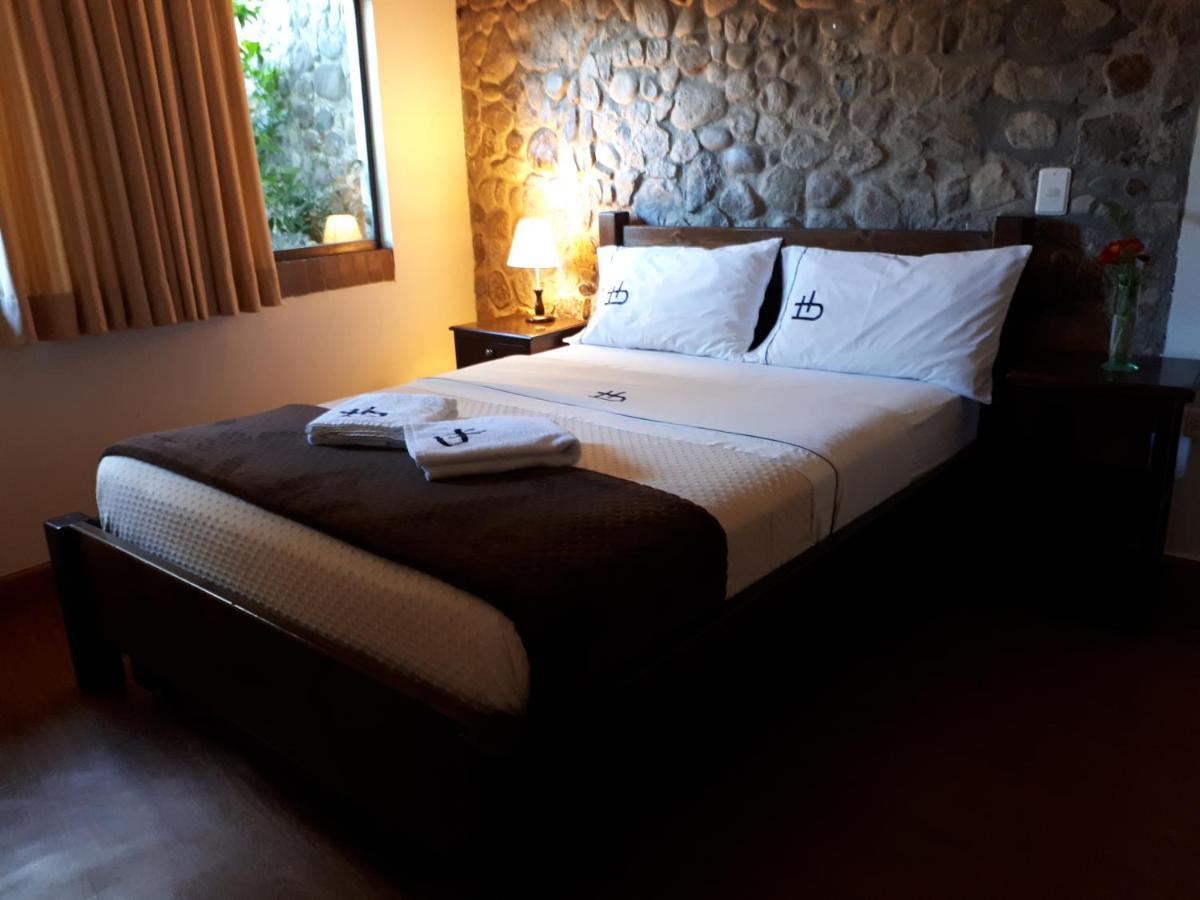 Ecohotel Bordones Isnos Exteriör bild